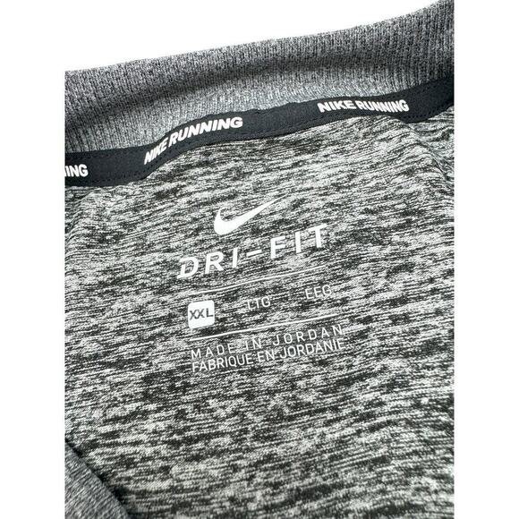 Nike Women's Element Running Top Black/Heather/Reflective Silver, Size XX-Large - Picture 5 of 5